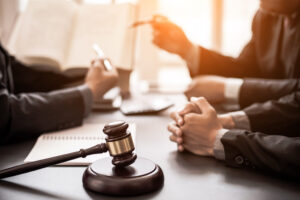 Abogados y Defensores