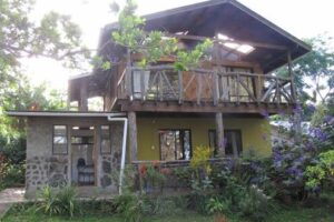 Cabañas en Isla de Pascua Mirador tahai