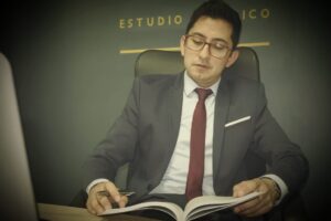 Francisco Rebolledo Estudio Jurídico 91 Francisco Rebolledo Estudio Jurídico